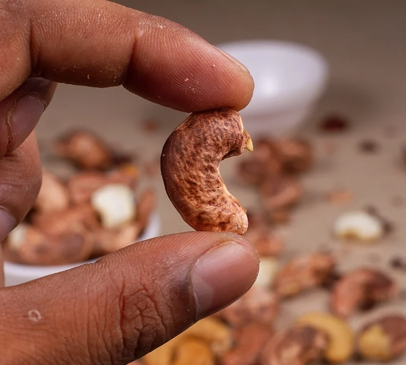 Roasting Cashews