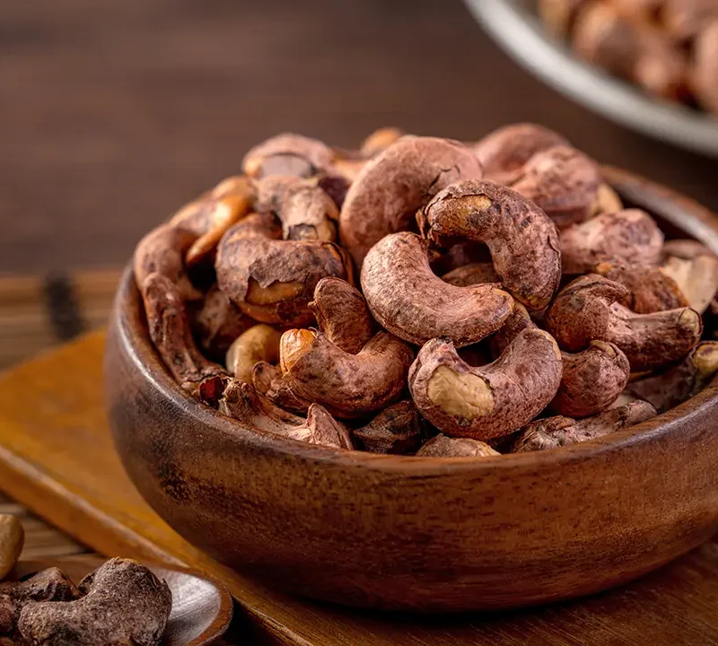 cashew peeling